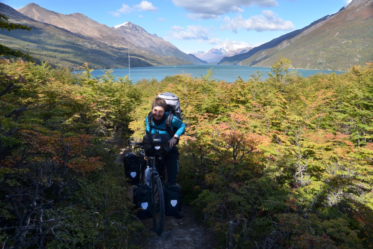Kurz verschnaufen beim Blick zurück auf den Fitz Roy