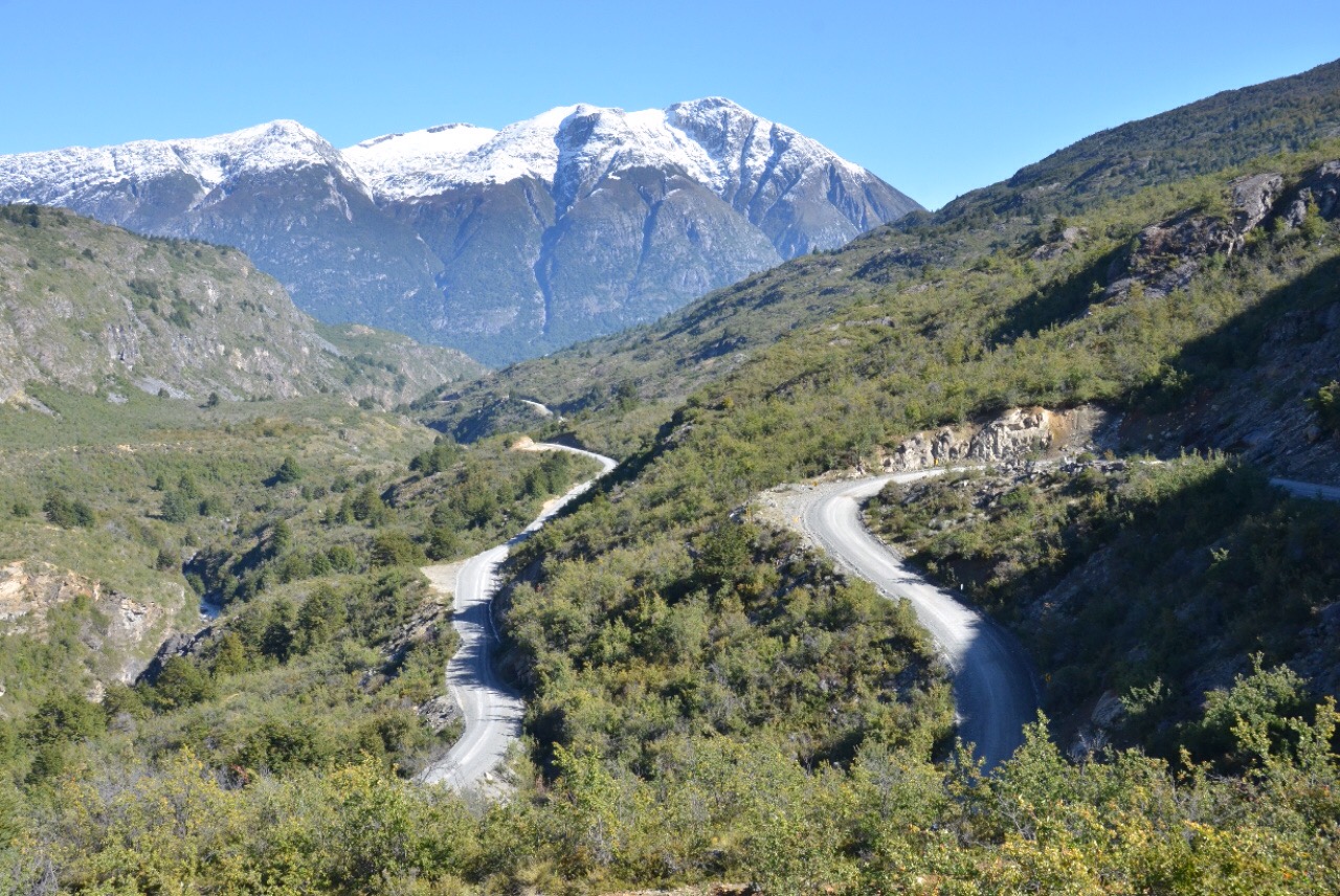 Das sieht schon fast nach einem richtigen Pass aus, auch wenns nur auf gut 400 Meter hochgeht