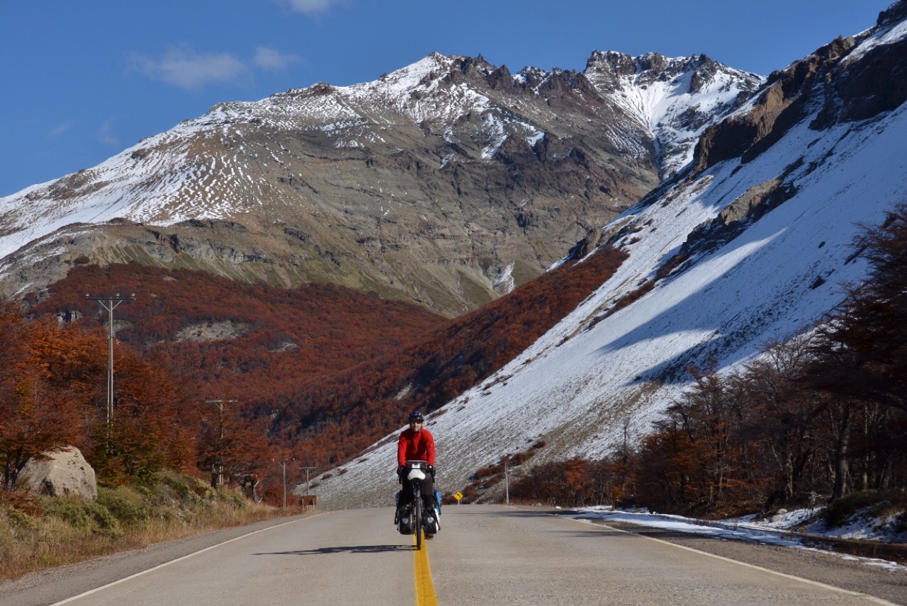 Einfahrt auf der Passhöhe