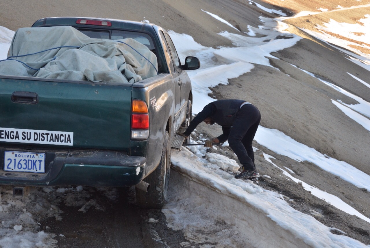 Wir sind blockiert, jetzt helfen nur noch Pickel und Handarbeit
