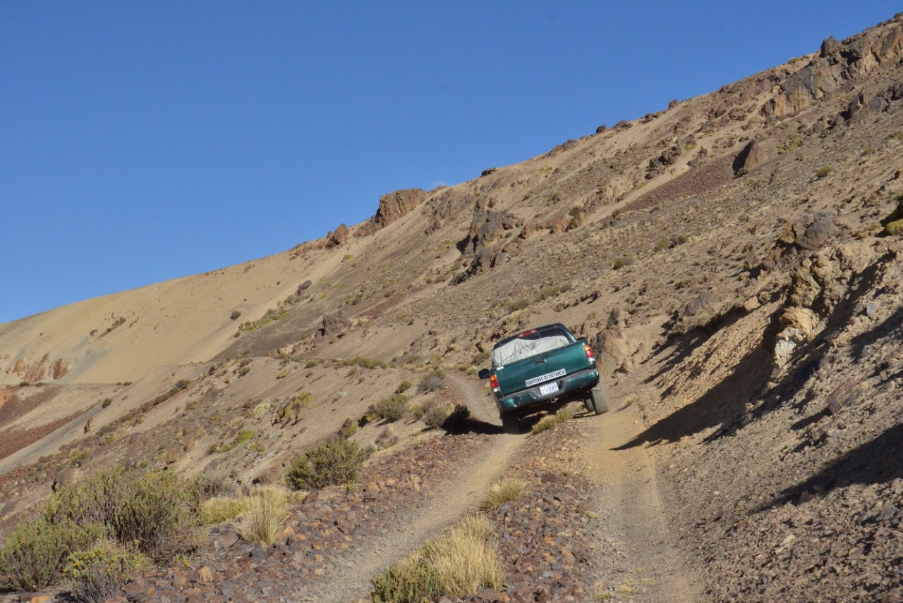 Der Weg, schon recht abenteuerlich, aber noch fahrbar